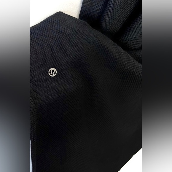 Lululemon Mantra knitted scarf - Picture 5 of 5